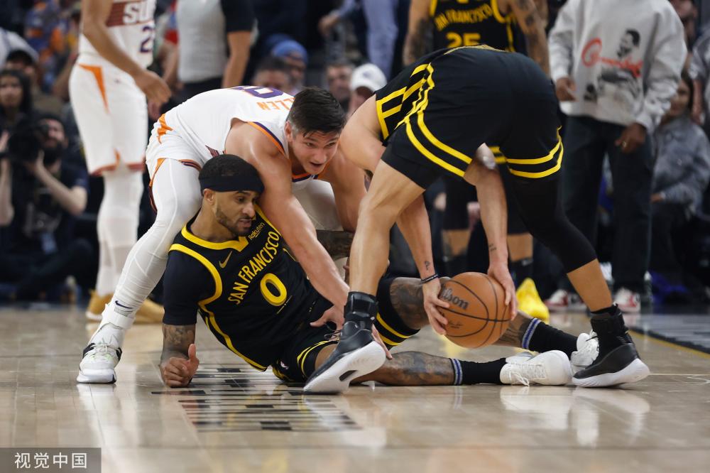 够笑傲赛场 够笑傲赛场